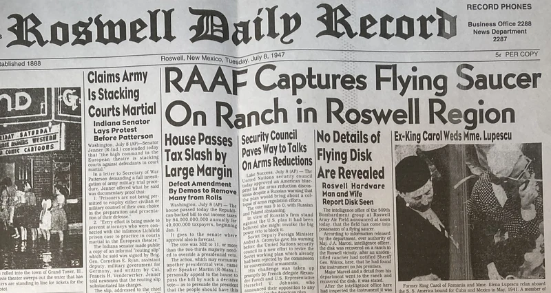Front page of the Roswell Daily Record, July 8, 1947, headline 'RAAF Captures Flying Saucer On Ranch in Roswell Region'